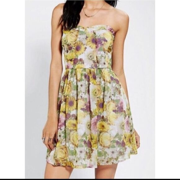 Jack by BB Dakota Strapless Dress - Picture 1 of 9